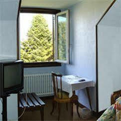 Le Relais Des Monedieres 호텔 Seilhac 외부 사진